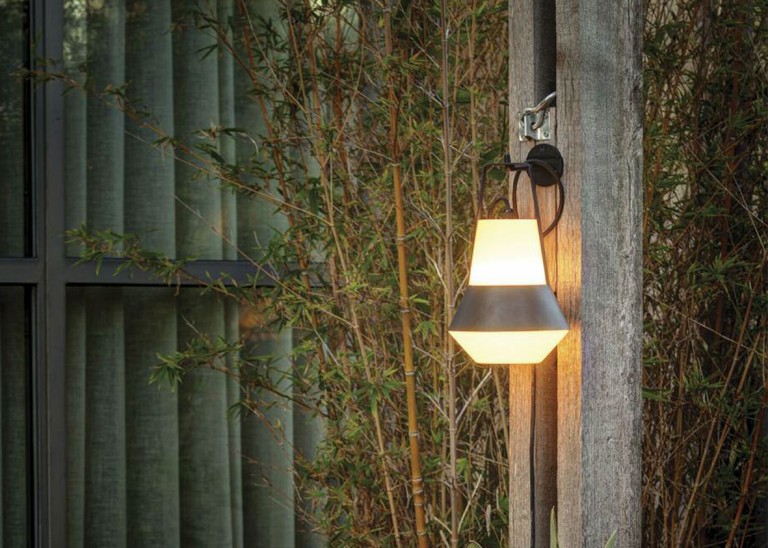 71562 - Outdoor Lamp