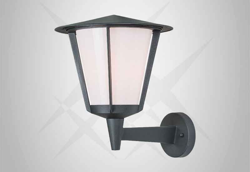 E 106 - Outdoor Lantern Wall Lamp